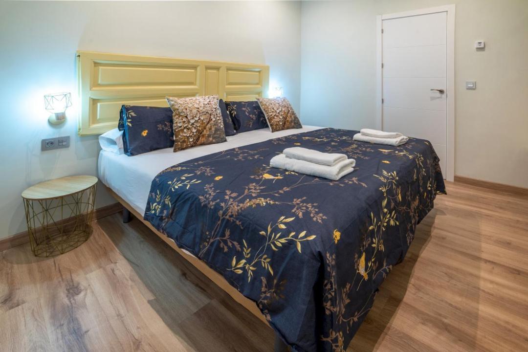Modern Refurbished-2Bedrooms 1.5Bathrs-Justicia — Photos 2